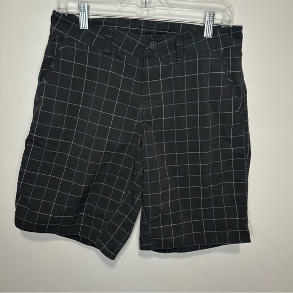 Men’s Patagonia Size 30 Black Plaid Outdoor‎ Athletic Shorts
